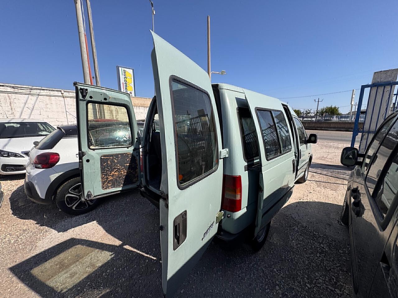 Citroen Jumpy 1.9 TD Combi 8 posti