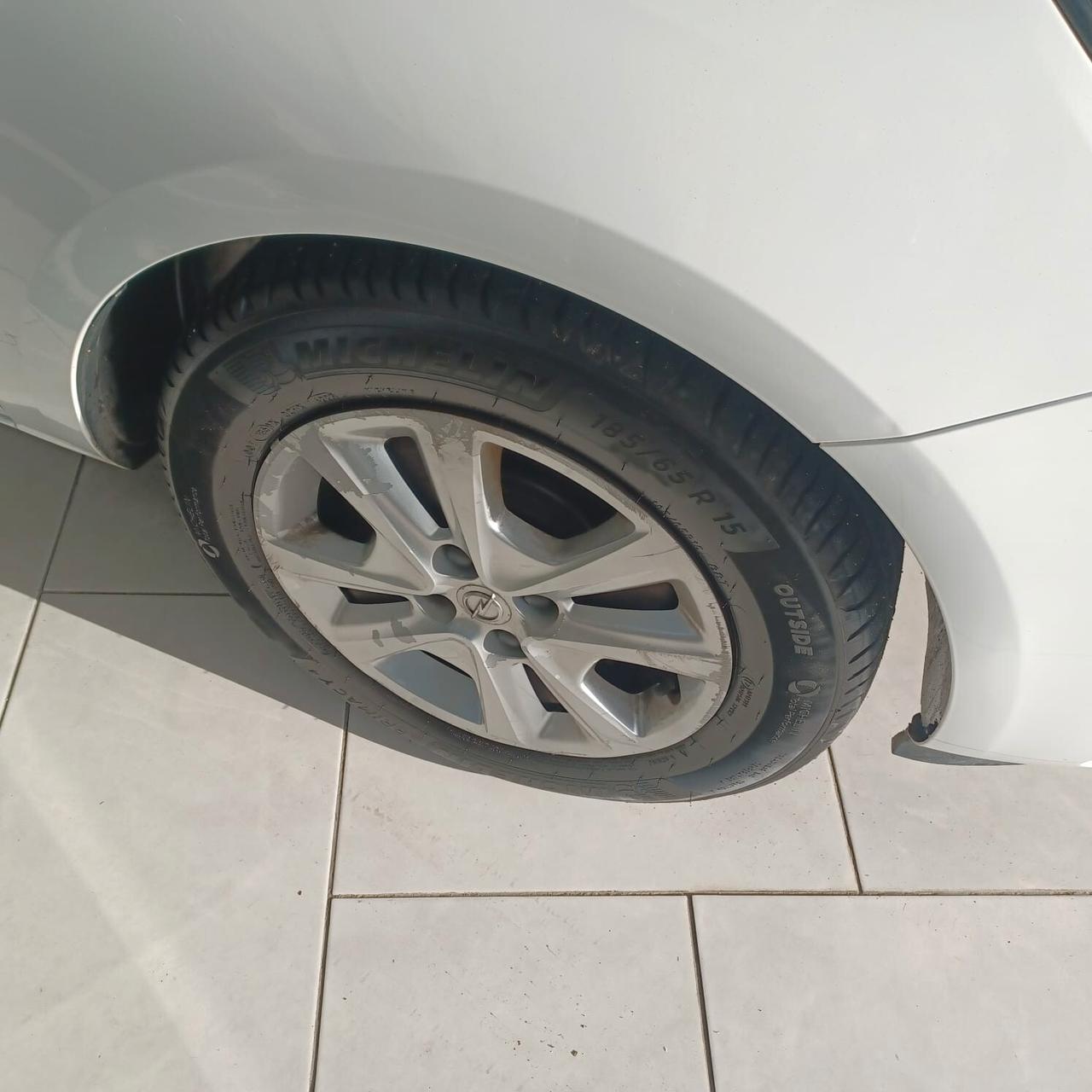 NEOPATENTATI EURO 6 CORSA 1.3 MJTD