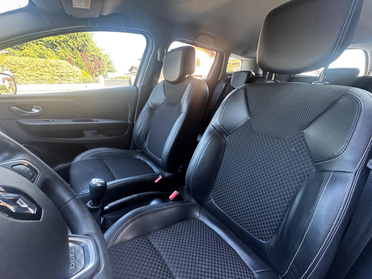 Renault Clio Sporter dCi 8V 90 CV EDC Business