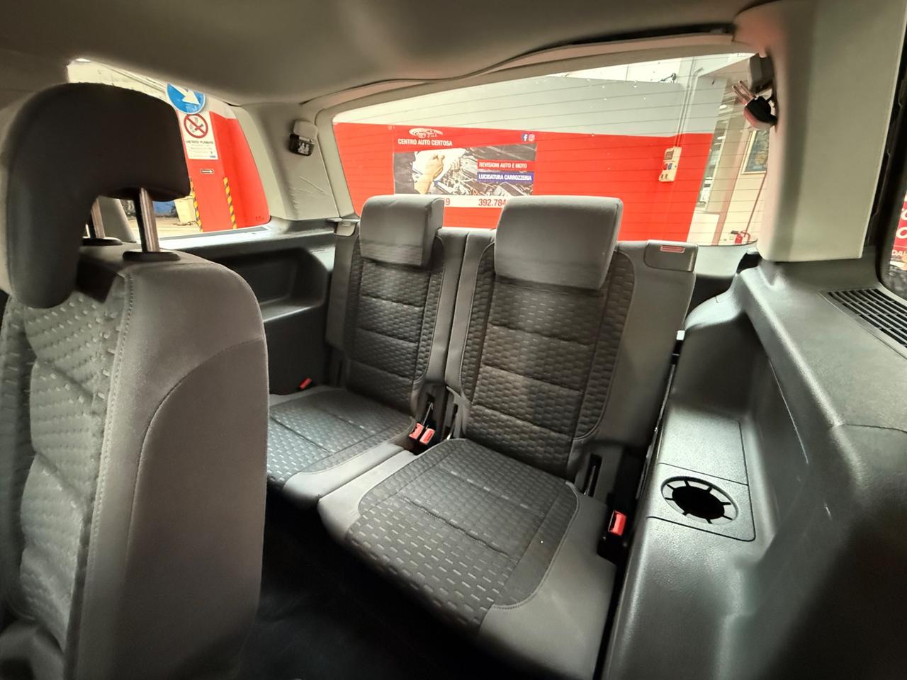 Touran 1.9 TDI 105CV DPF DSG SPORTLINE 7 posti