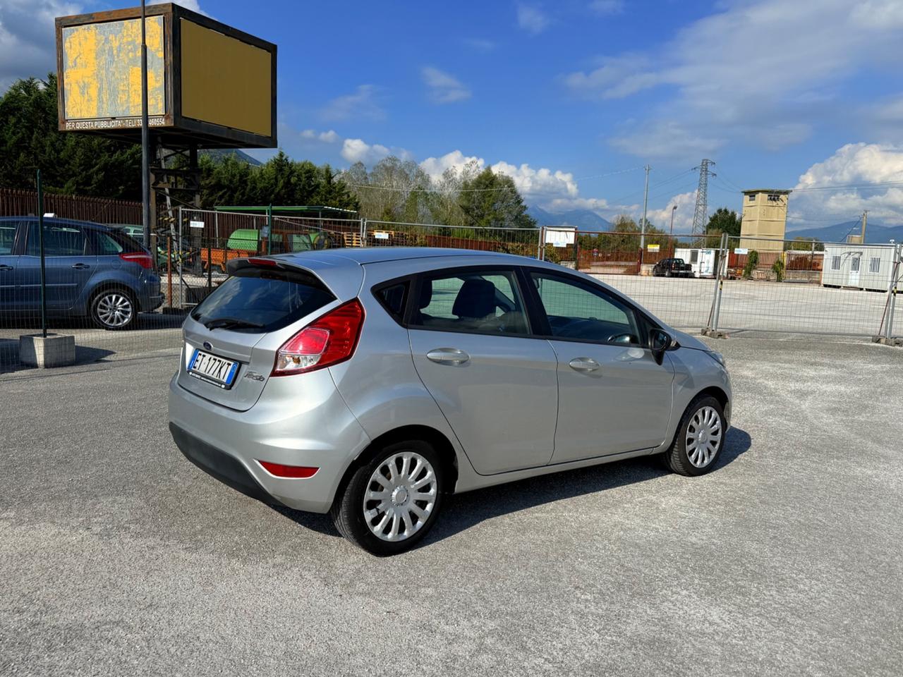 Ford Fiesta 1.5 TDCi 75CV 5 porte