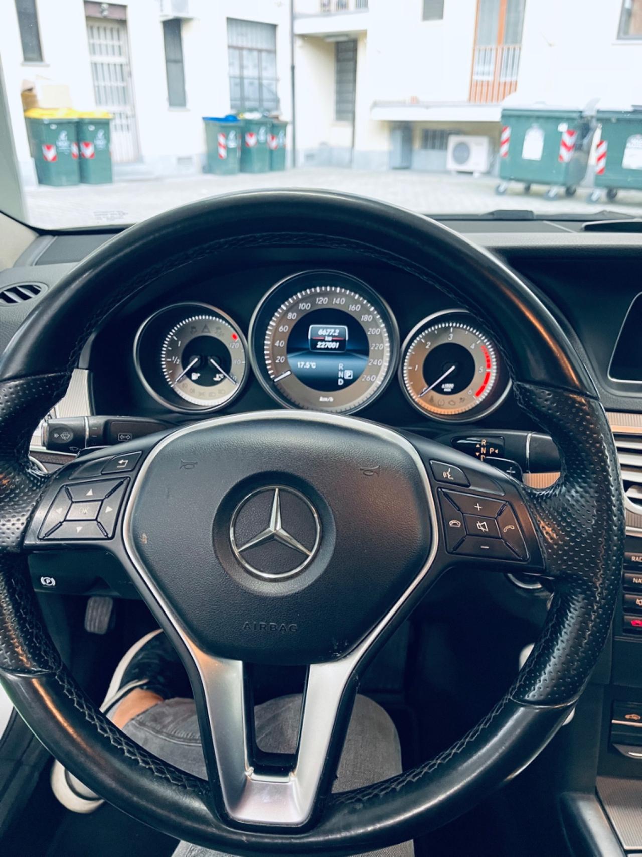 Mercedes-benz E 220 E 220 BlueTEC Sport