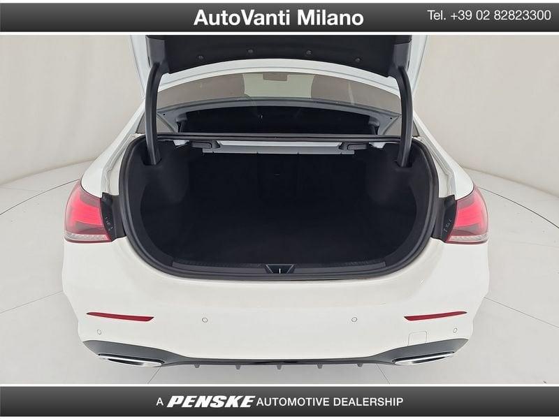 Mercedes-Benz Classe A Berlina 180 Premium