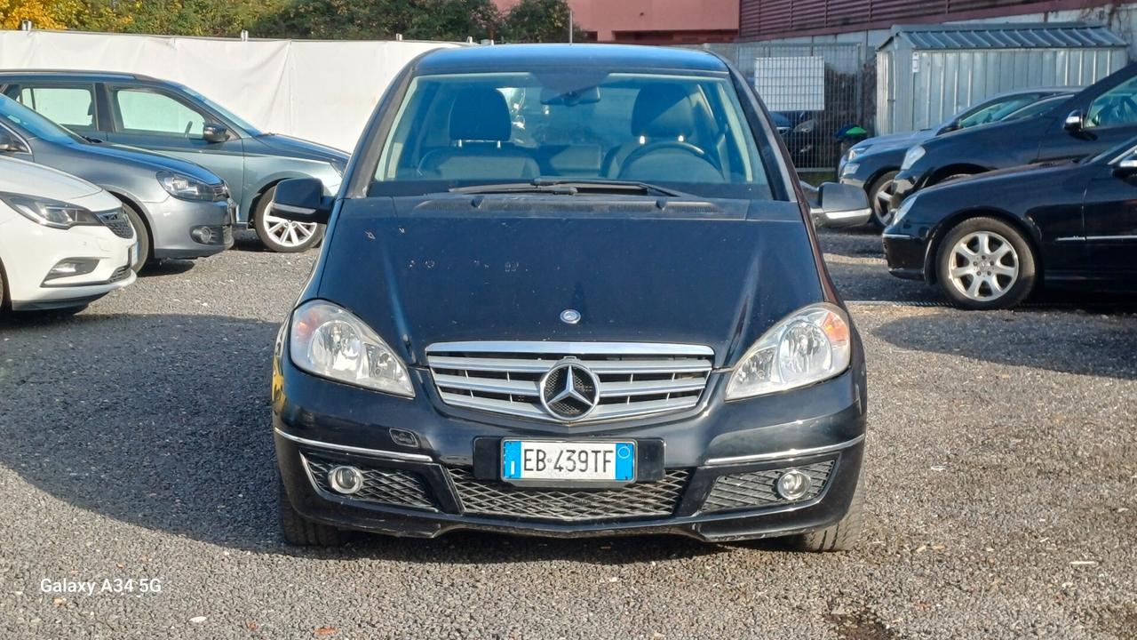Mercedes-benz A 160 CDI BlueEFFICIENCY Avantgarde