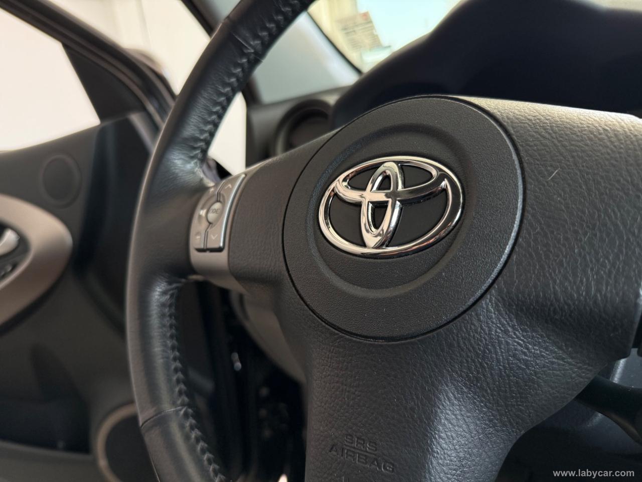 TOYOTA RAV4 2.2 D-4D 177 CV Luxury
