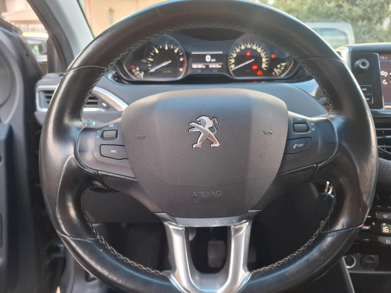 Peugeot 208 BlueHDi 75 5 porte Allure