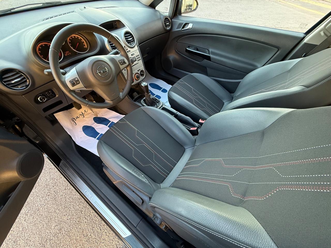 Opel Corsa 1.2 Benzina- Neopatentati