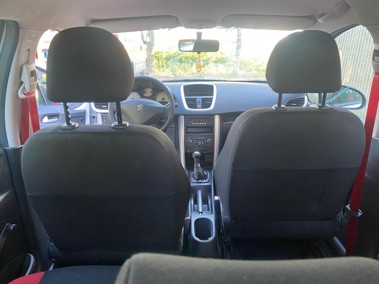 PEUGEOT 207 1.4 HDi DAVVERO MOLTO BELLA GUARDA!