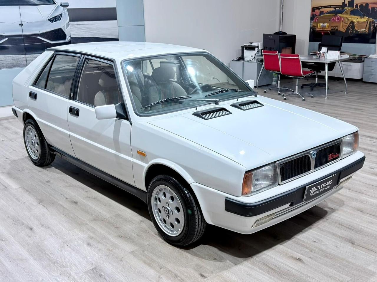 LANCIA DELTA 1.6I.E. TURBO HF 140CV ASI TETTO APRIBILE
