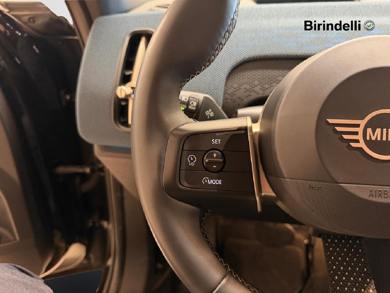 MINI Mini Countrym.(U25) - Mini E Favoured Countryman