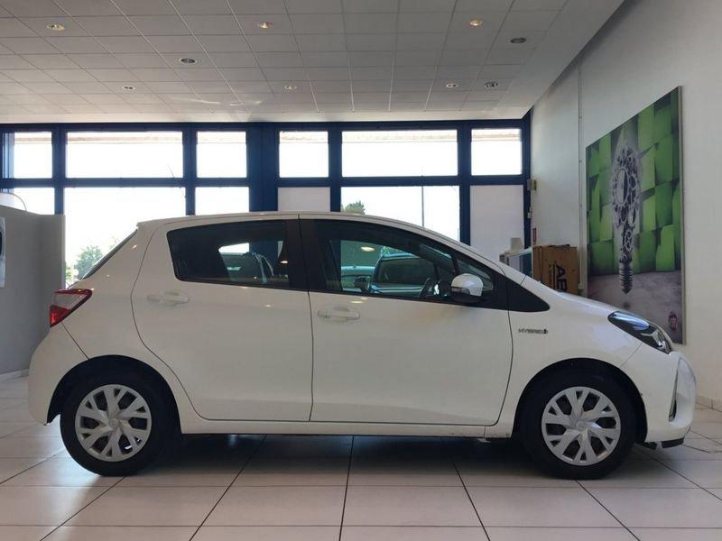 Toyota Yaris Hybrid 1.5 Hybrid Lounge Red/Bronze MY19