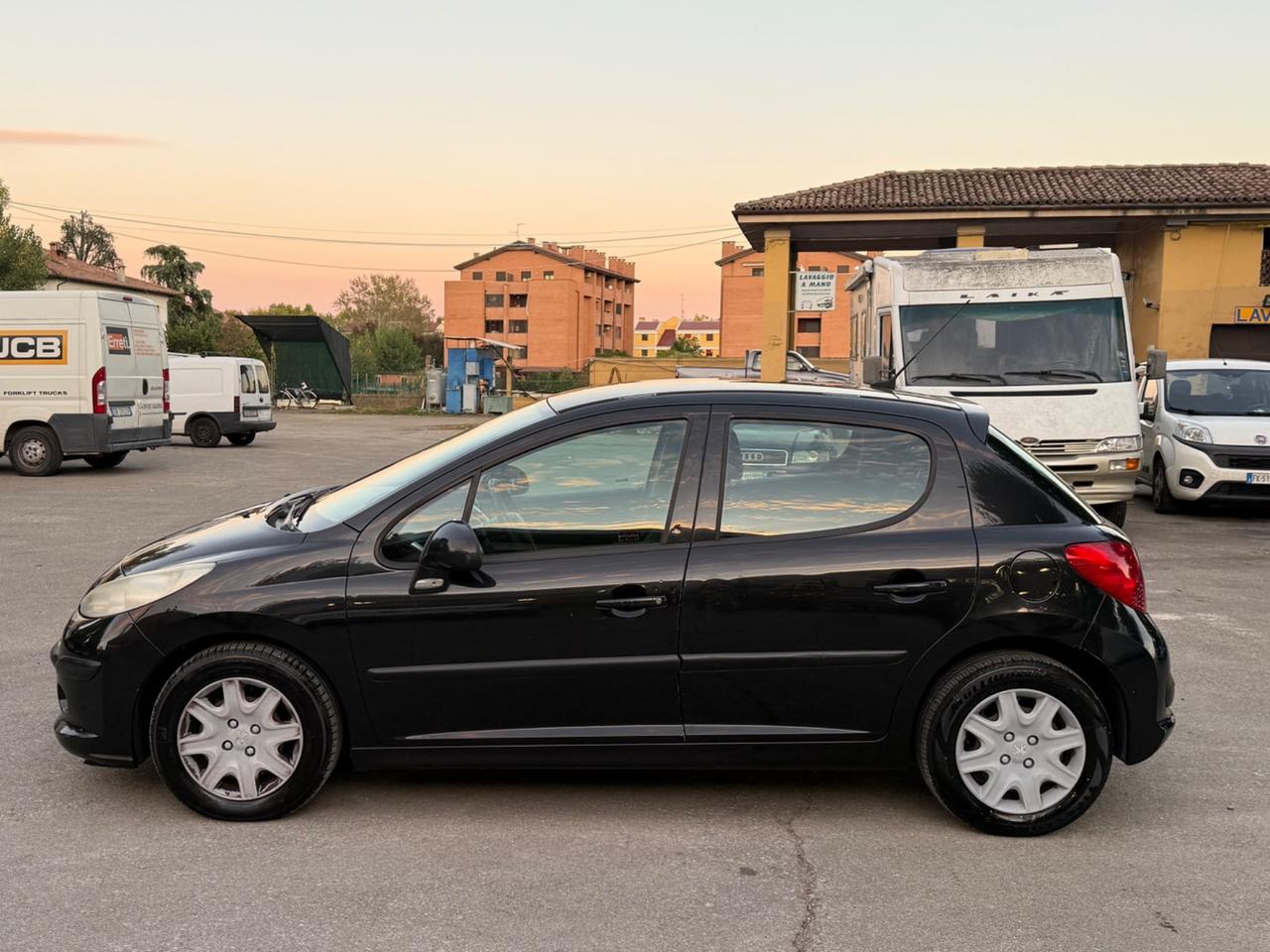Peugeot 207 1.4 8V 75CV 5p. Energie Sport ECO GPL