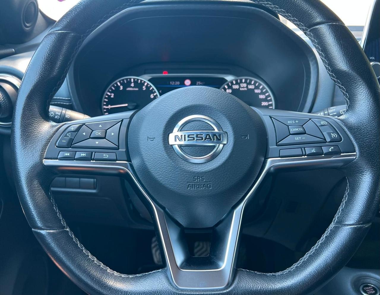 Nissan Juke 1.0 DIG-T 114 CV N-Connecta