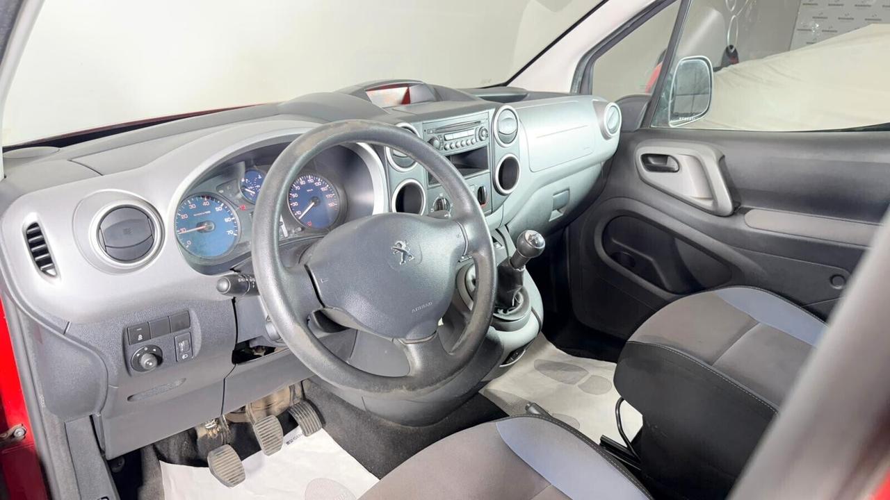 Peugeot Partner Tepee BlueHDi 100 Outdoor