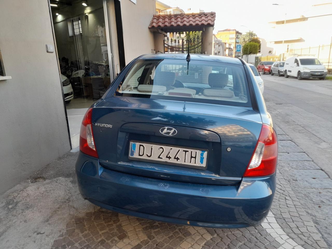 Hyundai Accent 1.4 4p. Style