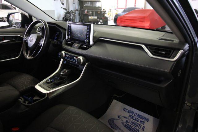 TOYOTA RAV 4 MY23 RAV4 2.5 HV (222CV) E-CVT AWD-i Dynamic