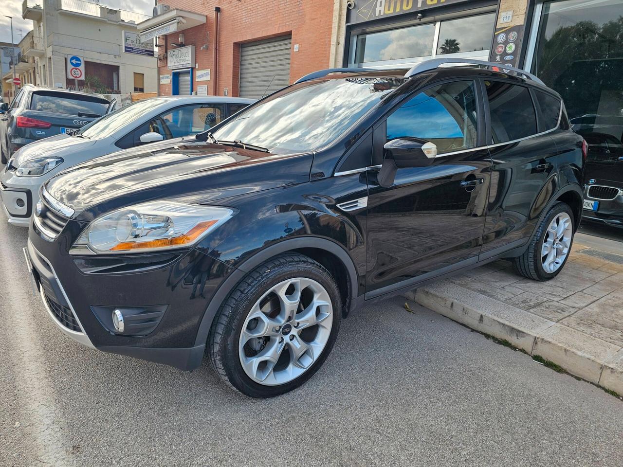 FORD KUGA 2.0 TDCI 163CV 4X4 INDIVIDUAL AUTO FULL