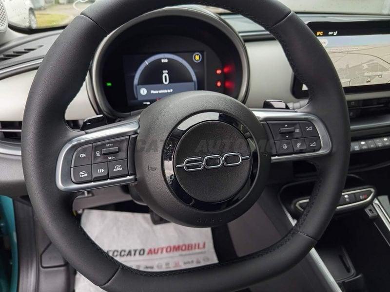 FIAT 600 600 1.2 hybrid La Prima II 110cv auto