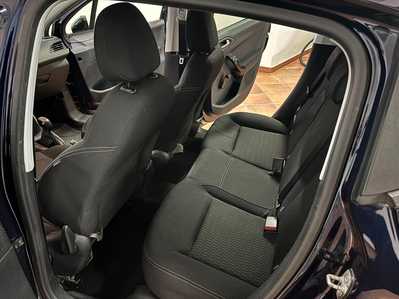 Peugeot 208 BlueHDi 75 5 porte Allure