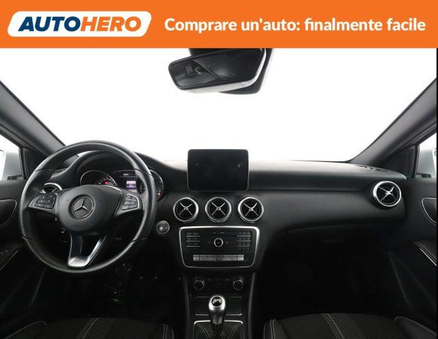 MERCEDES-BENZ A 180 d Sport