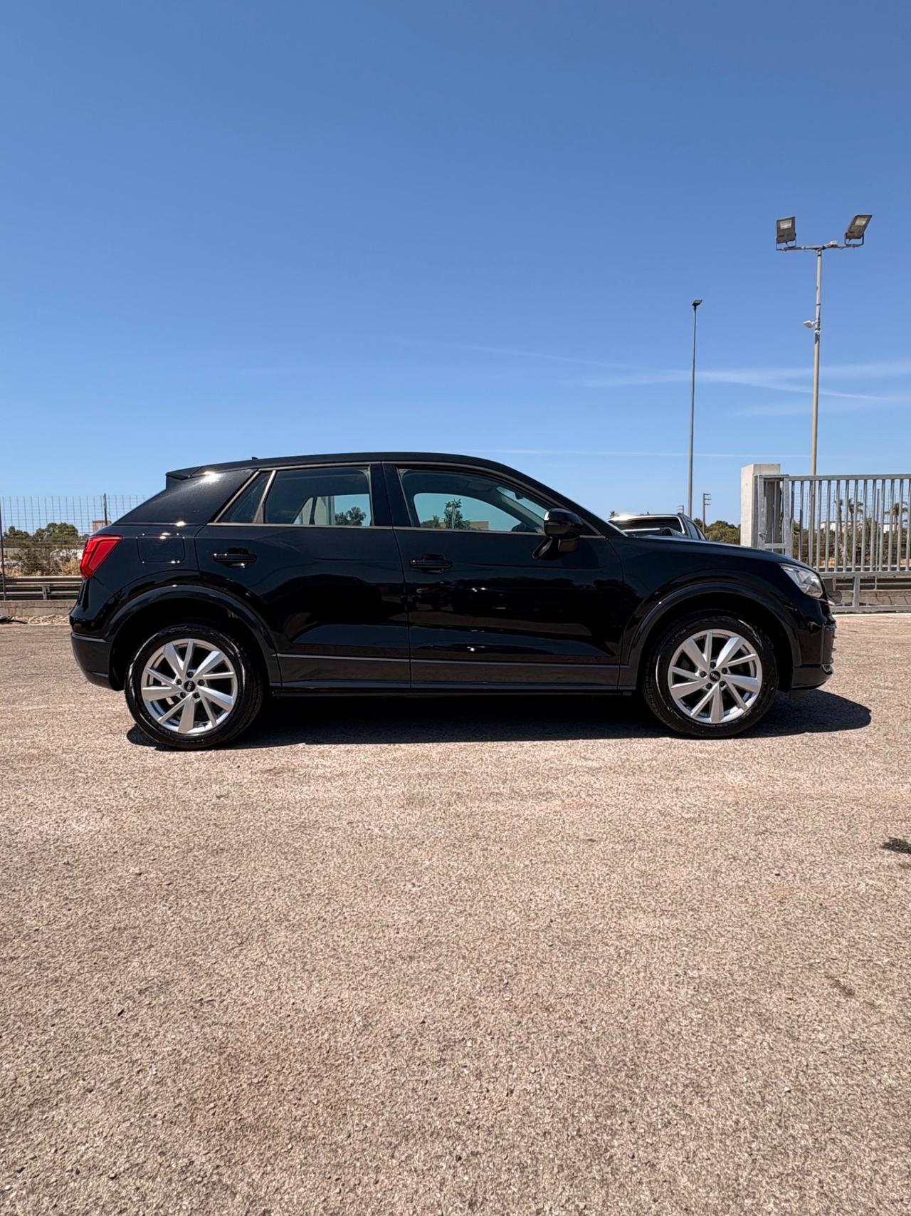 Audi Q2 35 TDI S tronic Admired