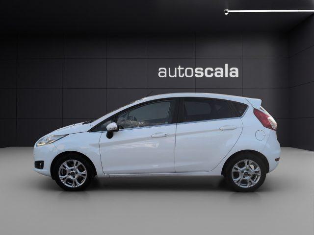 FORD Fiesta 1.5 TDCi 75CV 5 porte Titanium