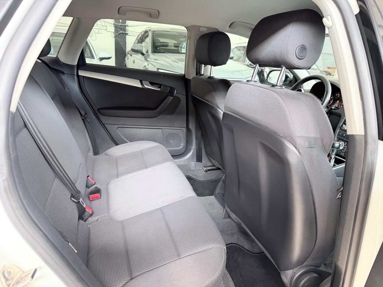 Audi A3 SPB 1.6TDI 105CV S-Line OK NEOPATENTATI