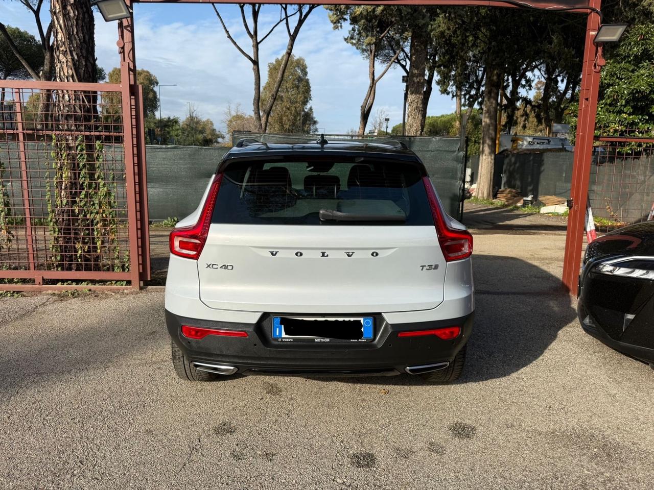 Volvo XC40 T3 Geartronic R-design LED KAMERA FULL *PROMO*