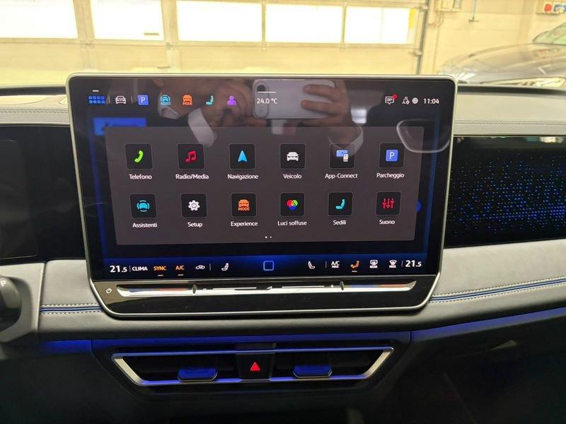Volkswagen Tiguan Tiguan 2.0 tdi R-Line 150cv dsg