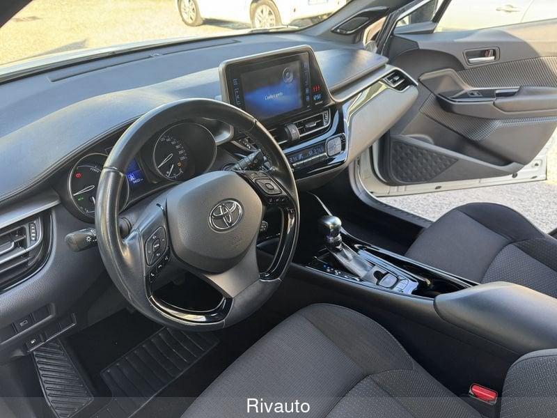 Toyota C-HR C-HR 1.8 Hybrid E-CVT Style