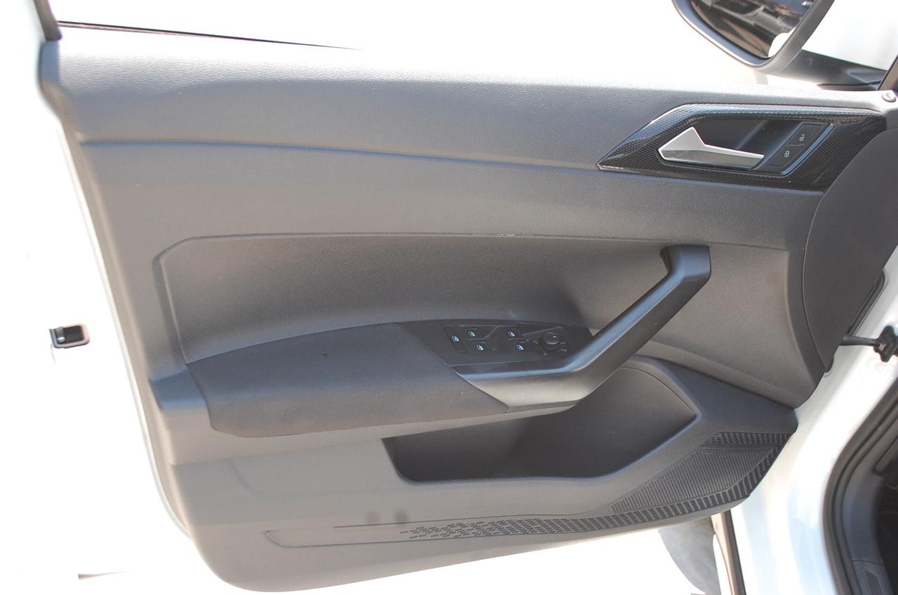 Volkswagen Taigo 1.0 tsi Life 110CV dsg Uff Italy Navi Led USB