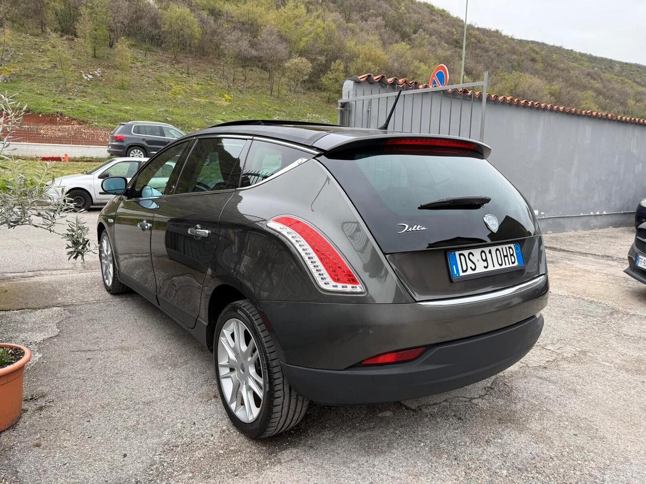 LANCIA DELTA 1400 PLATINO TETTO APRIBILE PANORAMICO