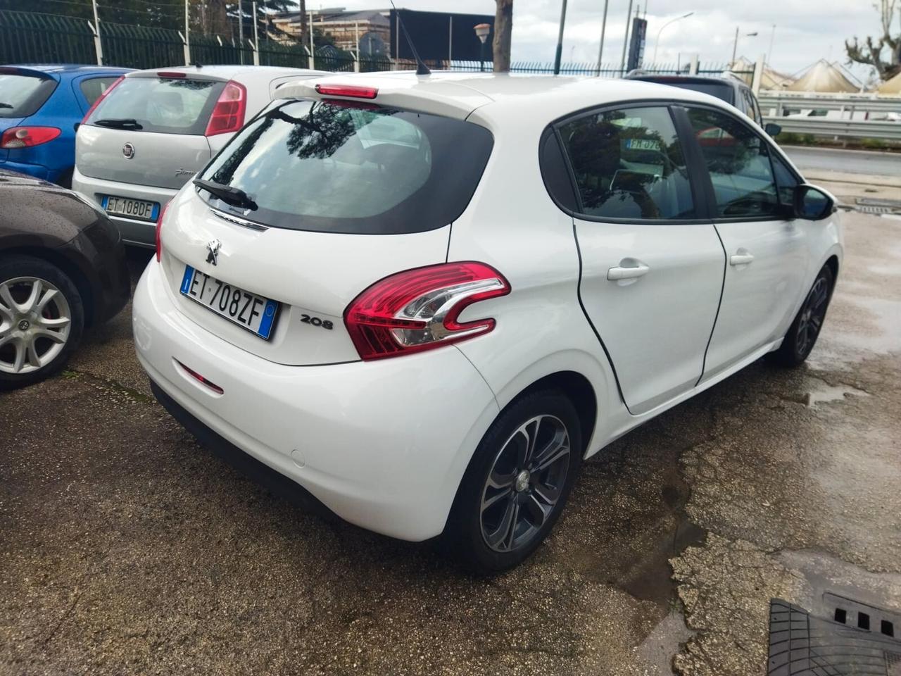 Peugeot 208 1.2 benzina Active 2014