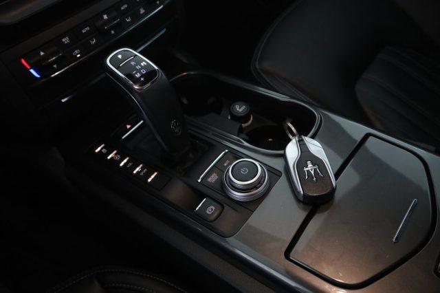 MASERATI Ghibli Ghibli L4 330 CV MHEV Granlusso