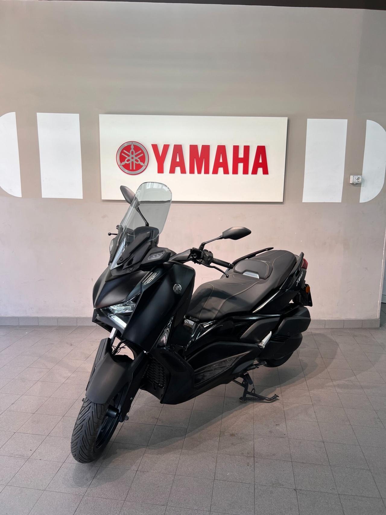 Yamaha X-Max 300 300SP MDNM6 TECH BLACK