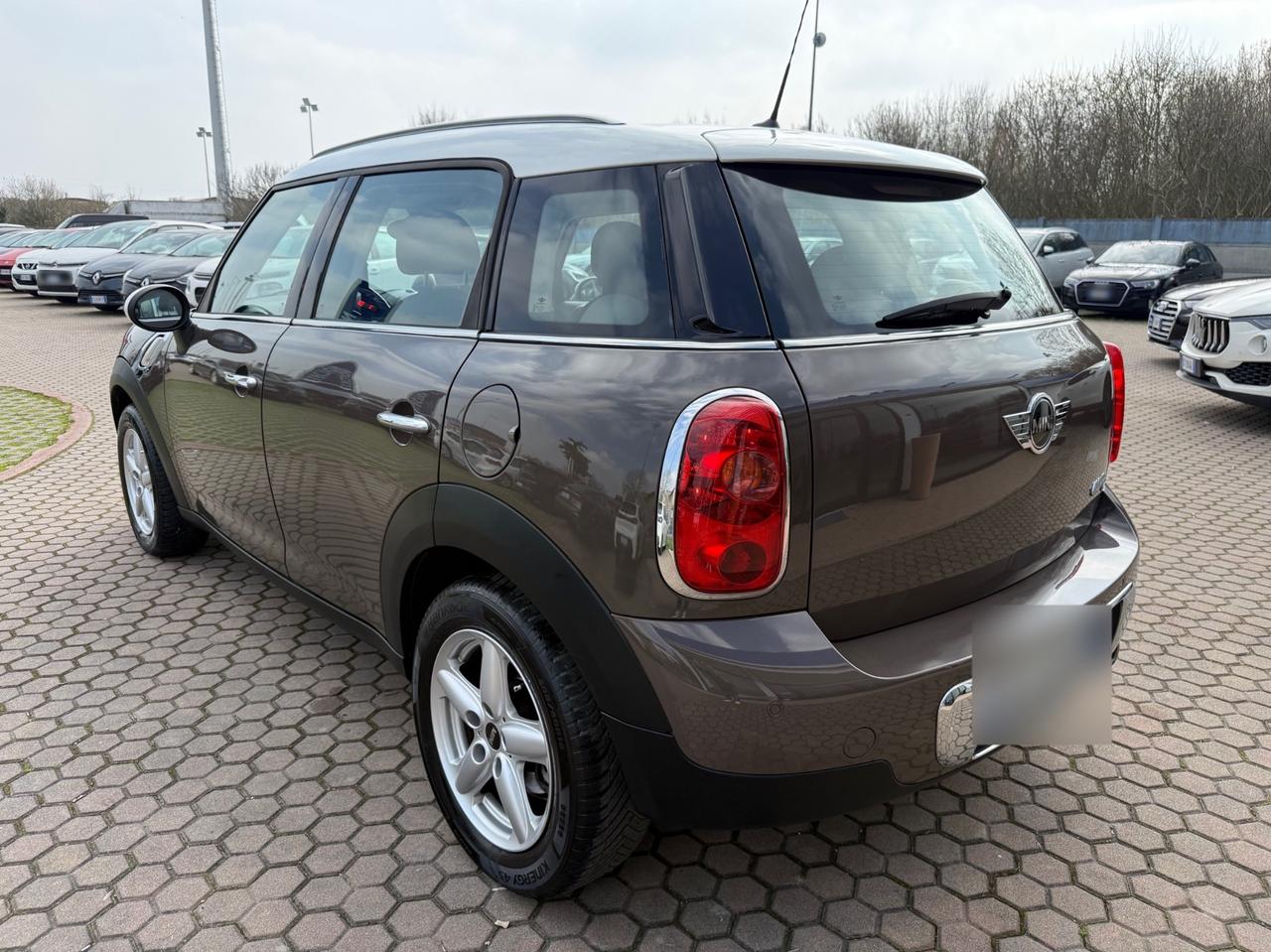 Mini One Countryman 2.0 Cooper D Automatica ADATTA AI NEOPATENTATI