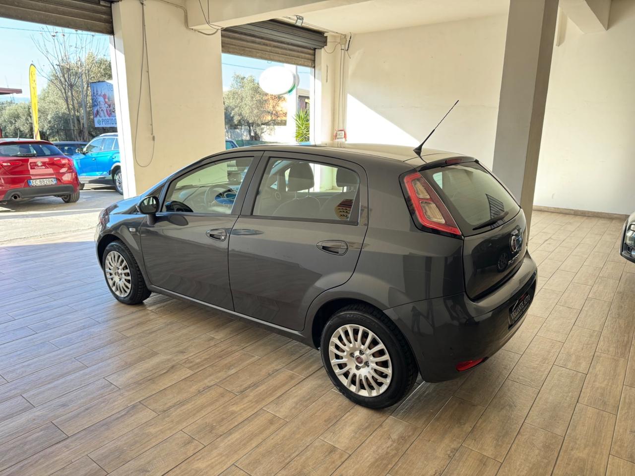 Fiat Punto 1.3 MJT II 75 CV 5 porte Lounge