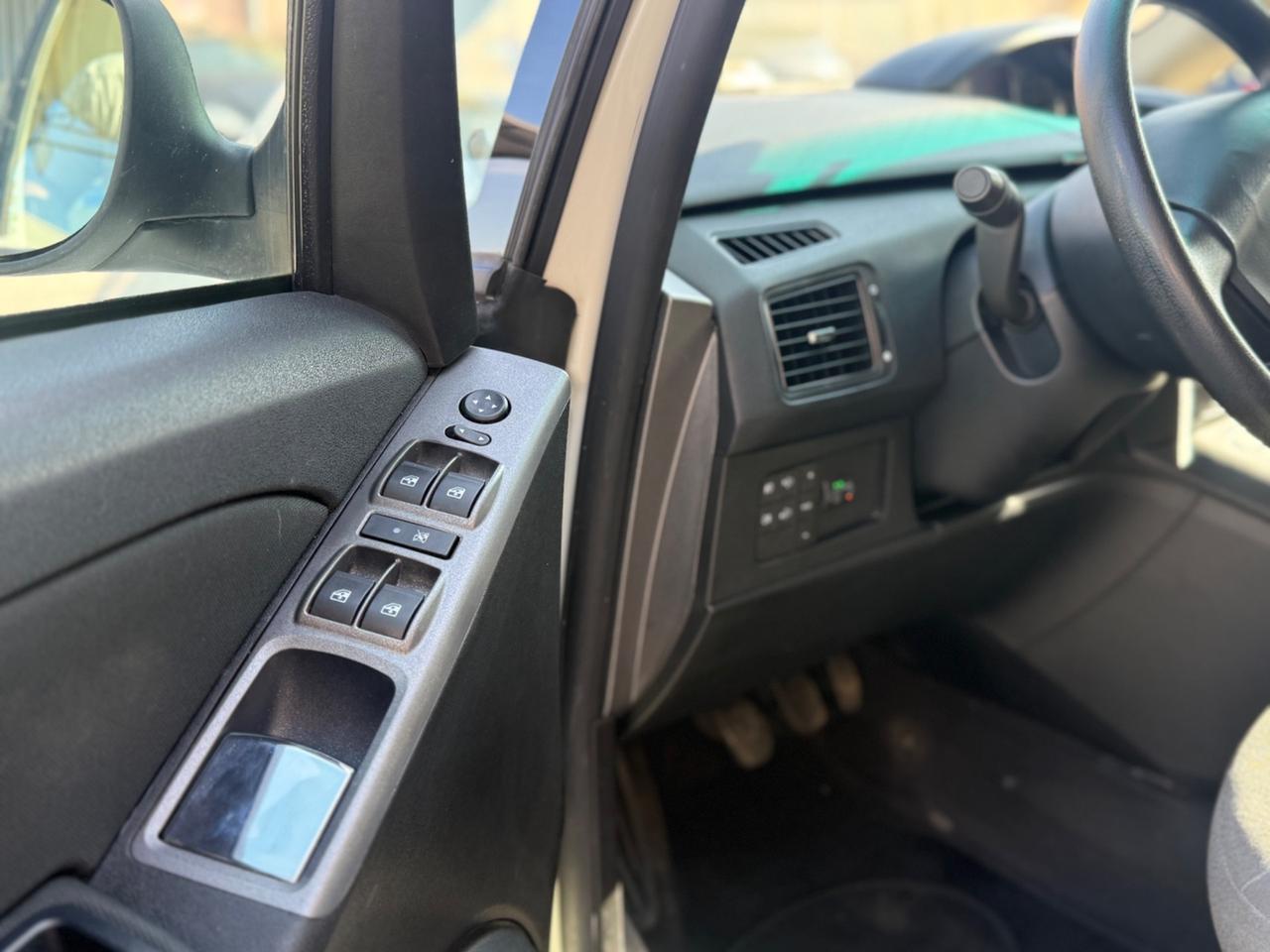 Lancia MUSA 1.4 8V Ecochic (GPL) 2013 Neopatentati