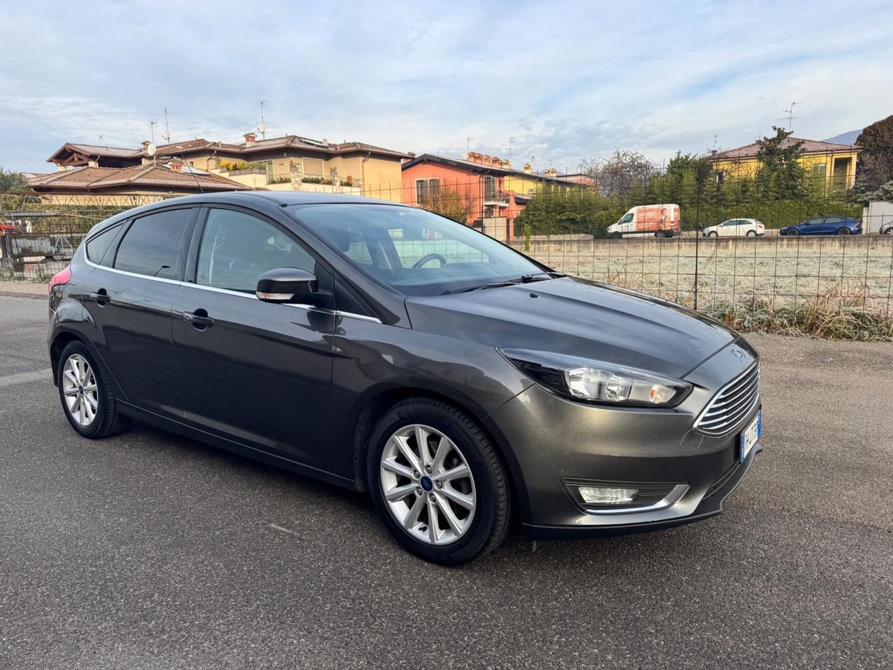 Ford Focus 1.6 120 CV GPL Titanium