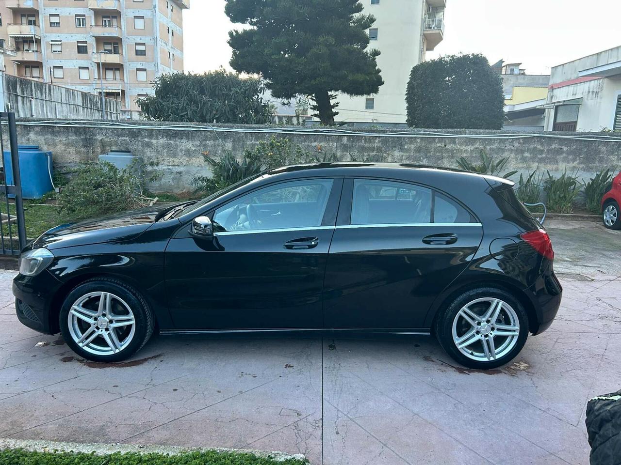 MERCEDES-BENZ A200 CDI 136CV 2015 SPORT