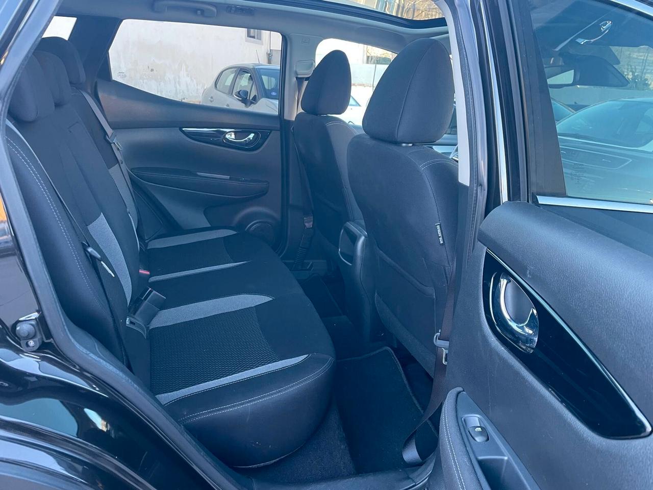 Nissan Qashqai 1.2 N-Connecta 116 cv - 2017