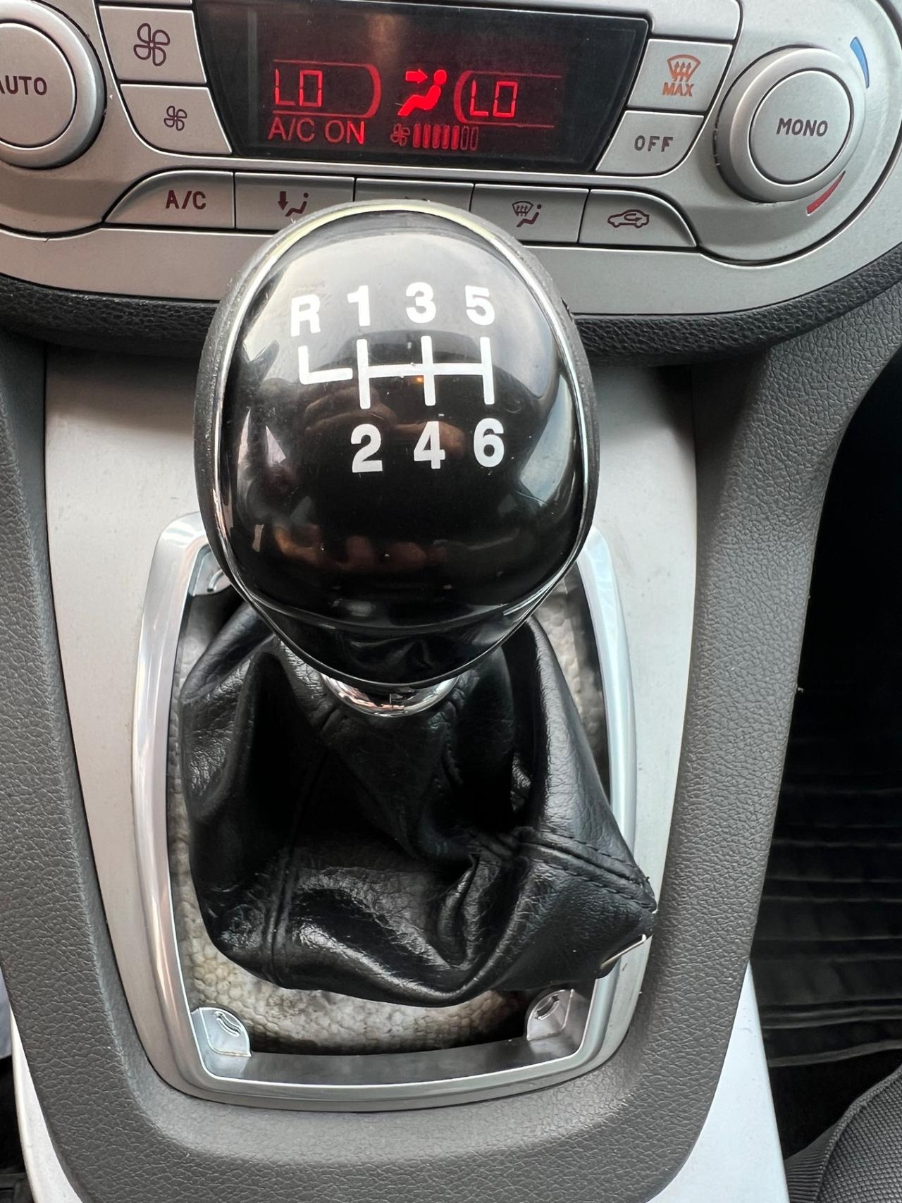 Ford Kuga 2.0 TDCi 136 CV 2WD Titanium DPF