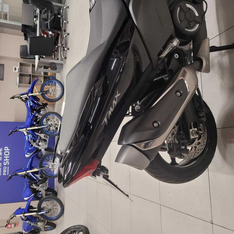 Yamaha T-Max 530 - 2017