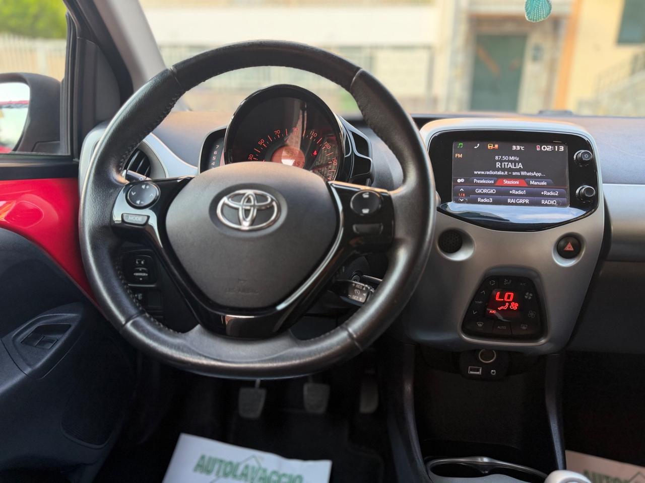 Toyota Aygo 1.0 VVT-i 69 CV 5 porte x-cool