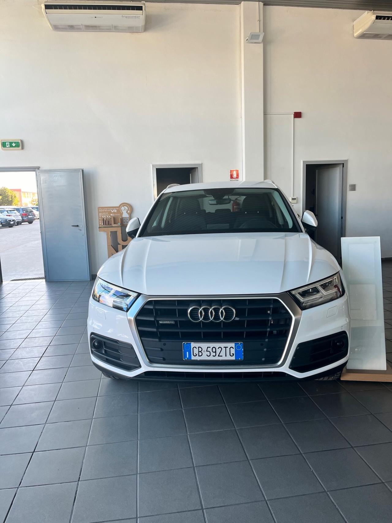 Audi Q5 35 TDI quattro S tronic Business Sport