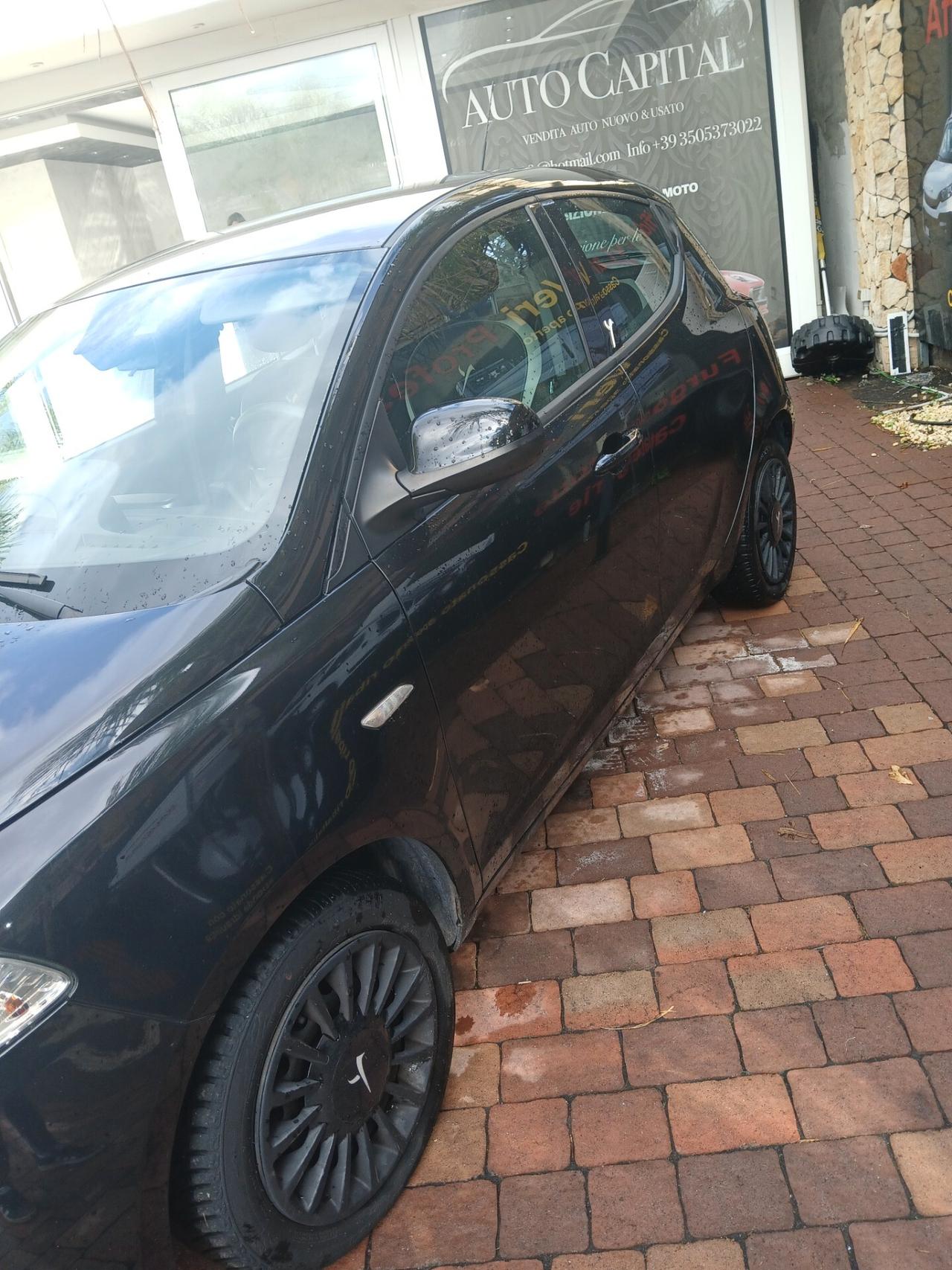 Lancia Ypsilon 1.3 MJT 16V 95 CV 5 porte S&S Elefantino