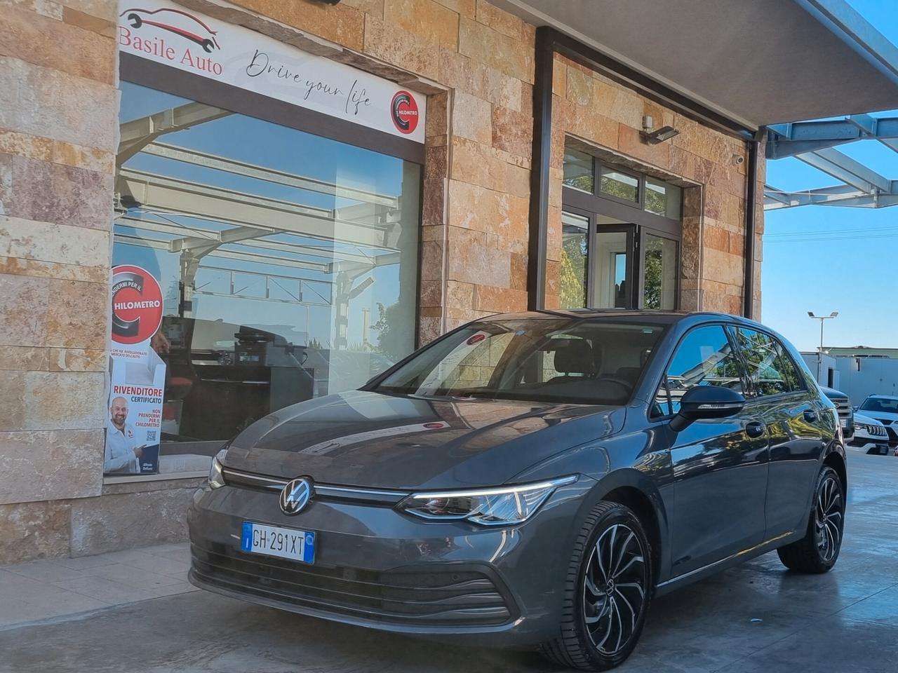 Volkswagen Golf VIII 2020 1.0 etsi evo Life 110cv dsg