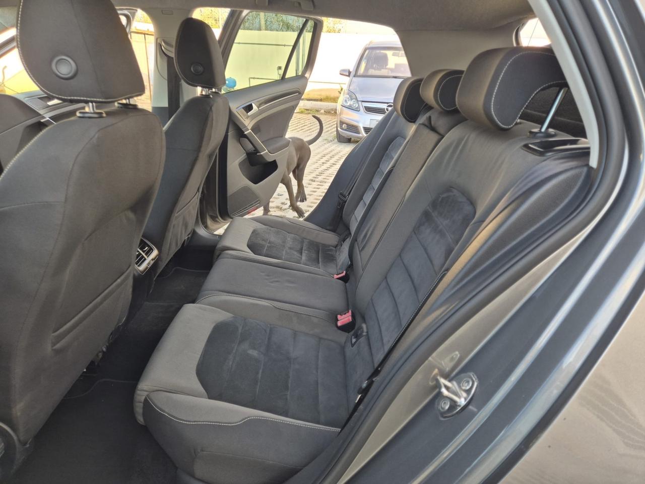 Volkswagen Golf 1.6 TDI DSG 5p. Highline BlueMotion Technology