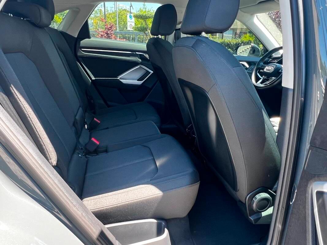 Audi Q3 Sportback Sportback SPB 35 2.0 tdi Plus quattro s-tronic
