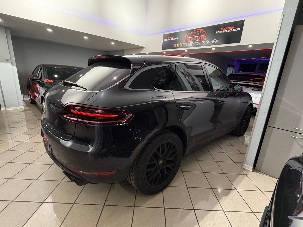 Porsche Macan 3.0 GTS iva esposta